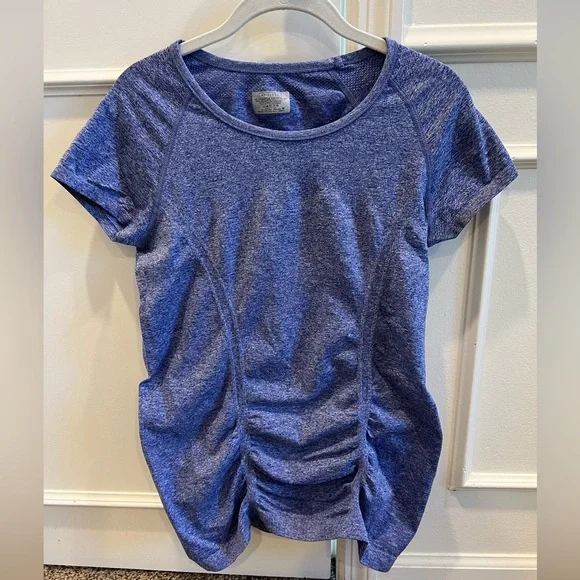 Athleta blue heather top with ruching and short sleeves - Picture 3 of 7